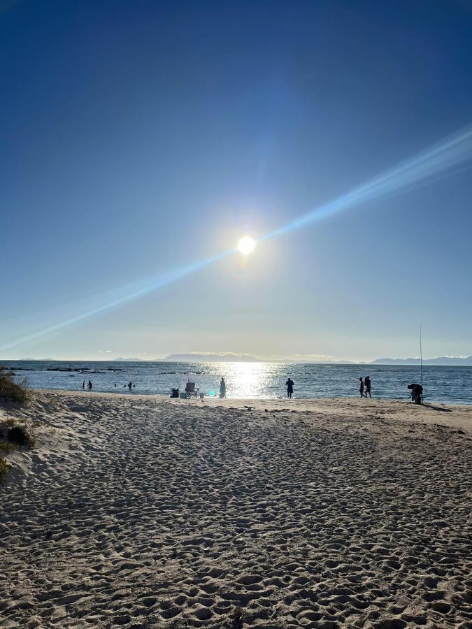 Beachside Bliss Странд Экстерьер фото